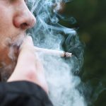 Japón aprueba ley que prohíbe fumar en lugares públicos japon