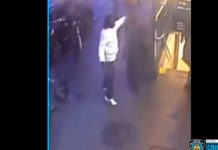 Un hombre golpea brutalmente a una mujer en Nueva York un hombre
