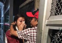 EE.UU: Graduada cruza la frontera para abrazar a su padre deportado estados unidos