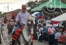 Desfile hípico en honor a San Pedro Apóstol en Diría todo un éxito