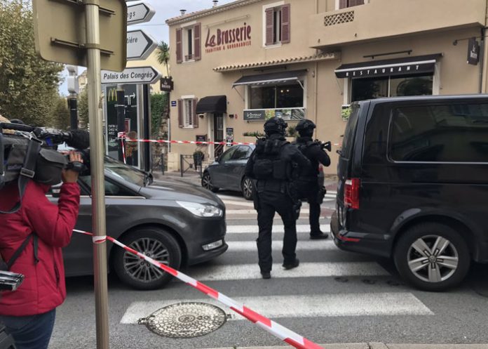 hombre-francia-atrincherado francia