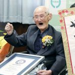 Un japonés de 112 años, el varón más anciano del mundo japones