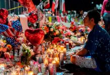 Texas honra a las víctimas de masacre con ofrendas y altares texas