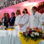 10 nuevos especialistas logran graduarse de la Escuela Hospital Monte España nicaragua