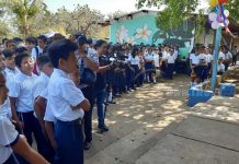 Estudiantes y docentes de Managua rinden homenaje al Comandante Hugo Chávez nicaragua