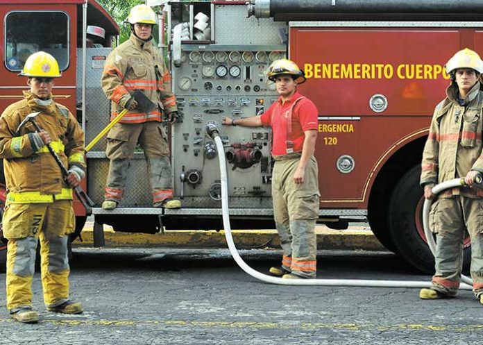 bomberos de nueva guinea