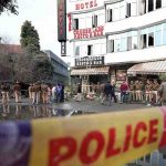 17 muertos a causa de incendio en un hotel en la India india
