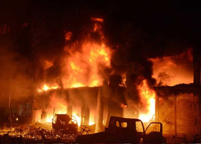 incendio-uno Bangladesh