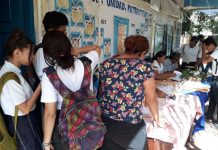 Padres acuden al colegio Nicarao a matricular a sus hijos en el año lectivo 2019 nicaragua