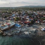 Aumentan a 222 muertos y 843 heridos por tsunami en Indonesia indonesia