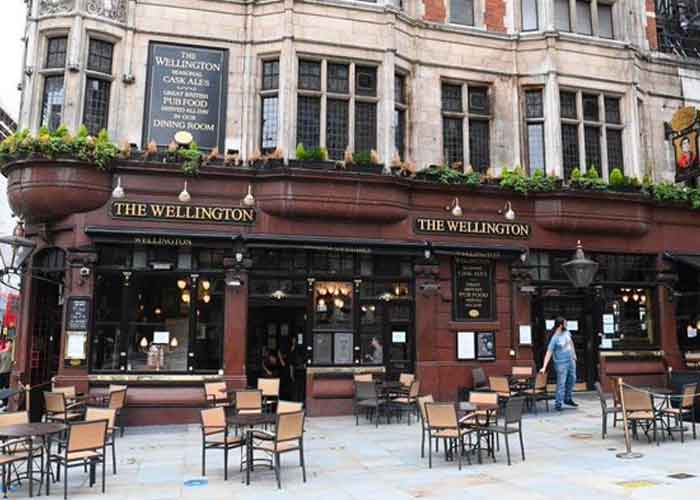 inglaterra-cerrara-bares inglaterra