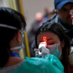 Muertes por COVID-19 en Italia aumentan a 52 y los contagios a 2.000 italia