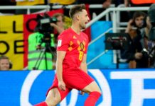 Januzaj tomó el balón, apuntó, no creyó en nadie y la mandó a guardar januzaj