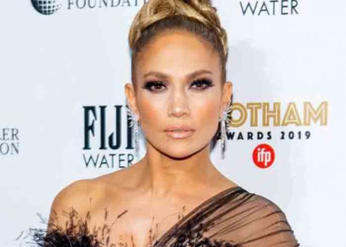 jennifer-lopez-_afVUB0u revista people