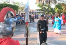 Dramatizan la vida de Jesús en el parque central de Estelí nicaragua