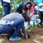 Jornada de limpieza y reforestación en Instituto Miguel de Cervantes nicaragua