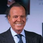 Julio Iglesias preocupa a fans por su deteriorado físico espana