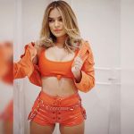 Karol G responde a críticas de un fanático por su relación con Anuel colombia