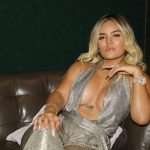 Karol G muestra más de la cuenta y sorprende a fans (FOTO) puerto rico