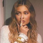 Kylie Jenner responde a quienes critican sus dedos de los pies criticas