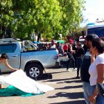 Motorizado pierde la vida al estrellarse contra señal de tránsito accidente