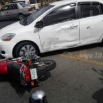 Giro indebido provoca accidente en el Paso a Desnivel de Tiscapa