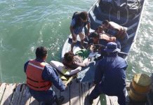 Fuerza Naval de Bilwi rescata a dos buzos nicaragua