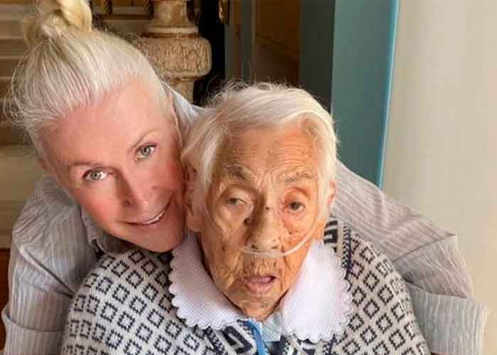 laura-zapata-_7XuDuKE mexico