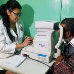 El Centro Nacional de Oftalmología entrega lentes de lectura a pacientitos y adultos mayores nicaragua