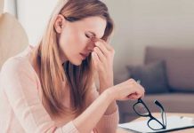¿Qué efectos negativos provocan en nuestros ojos el uso de pantallas? efectos negativos