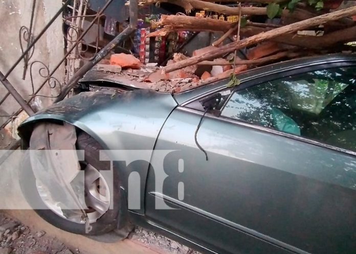 nicaragua, león , carro, pérdidas materiales, familia,