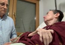 Liberan a hombre que ayudó a morir a su mujer
