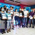 Estudiantes del Tecnológico de Idiomas reciben material educativo nicaragua