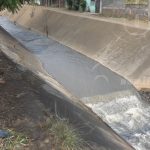 Rescatan a hombre que se lanzó a un cauce de Managua nicaragua