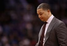 Entrenador de Cavs sabe conservar la serenidad en el caos lebron