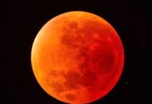 La Luna y Marte ofrecen un espectáculo el viernes mundo