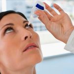 Científicos crean dispositivo para eliminar las gotas para ojos ineye