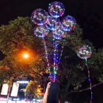 Soltó los globos en festejo de su graduación y dejó la ciudad a oscuras estados unidos