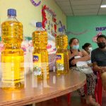 Familias de partos múltiples reciben paquetes con alimentos nicaragua