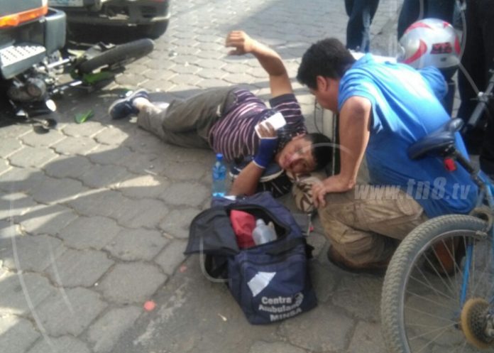 motociclista lesionado