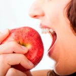 Esta dieta podría salvar tus encías y te ayudará a bajar de peso esta dieta