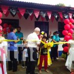 Pierde casa en incendio y la sorprenden con nueva vivienda en Managua nicaragua