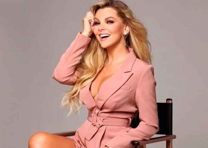 marjorie-de-sousa- mexico, boda, marjorie de sousa, pareja, actriz, cantante,