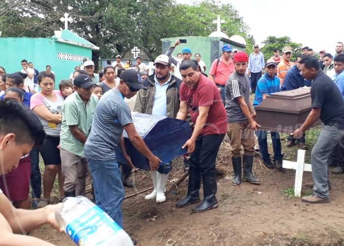 matagalpa-ultimo-adios-01 nicaragua