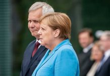 Angela Merkel sufre nuevo episodio de temblores en menos de un mes alemania