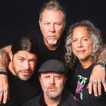 Metallica dona medio millón de dólares para incendios en Australia estados unidos
