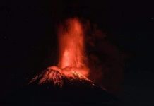 Popocatépetl lanza material incandescente en nueva explosión mexico