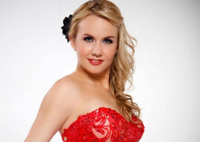 actriz michelle vieth