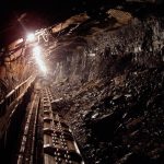 China: Continúan labores para localizar a 16 mineros tras hallar 5 cadáveres china