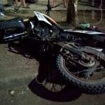 Motociclista en estado de ebriedad fallece al impactar contra un árbol managua
